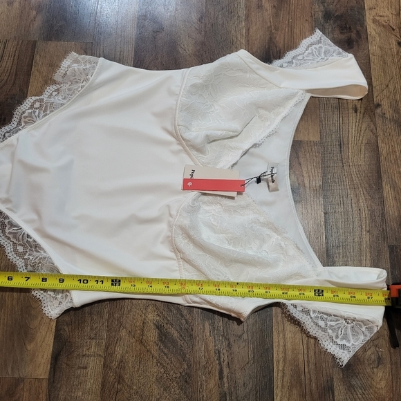 Popilush White Lace Cap Sleeve V Neck Shapewear Tummy Control Bodysuit Size XXL - Picture 8 of 11